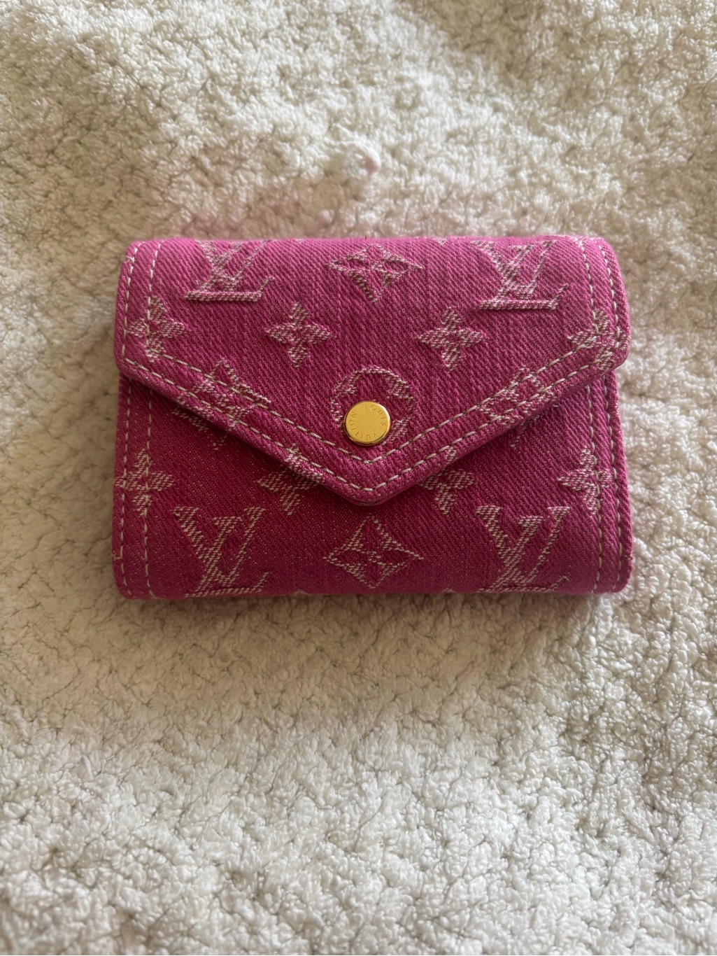 Louis Vuitton Fuchsia Monogram Denim Wallet In Fuscia